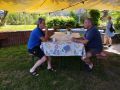 Garagenflohmarkt in Niederwennerscheid
Kuchenverkauf des Bürgervereins auf dem Dorfplatz
Spende für "Die Tafel Neunkirchen-Seelscheid"
