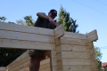 2023-09-11-Blockhauswandfertigstellung-Pfetteneinbau-003